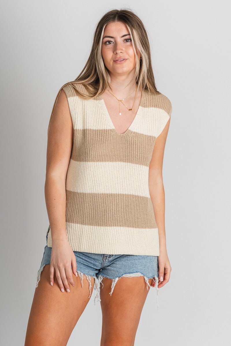 Striped sweater vest cream/latte