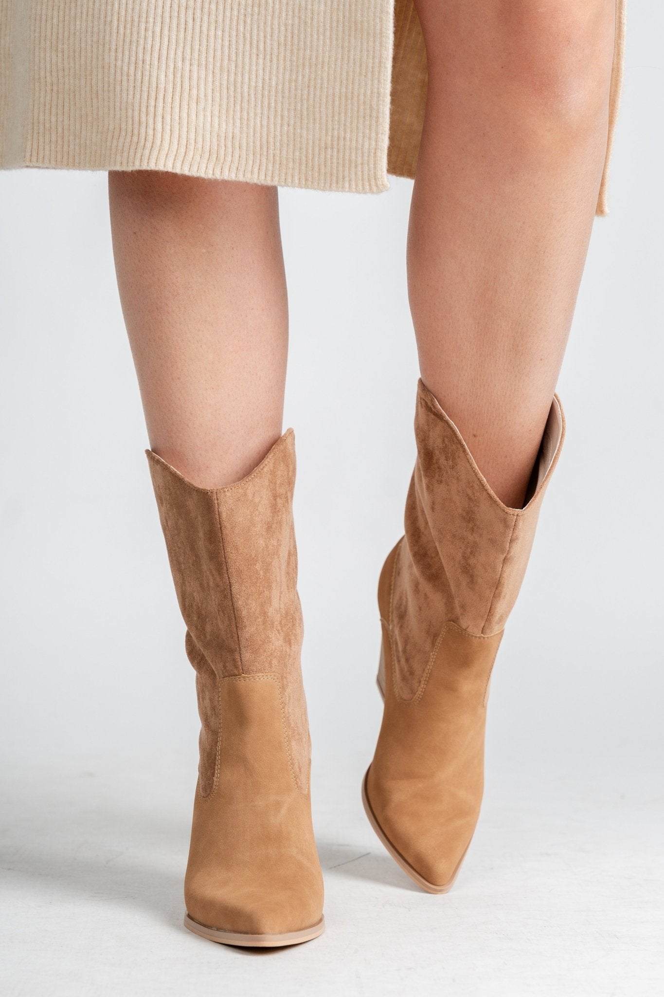 Marseille loose fit boot camel - Trendy shoes - Fashion Shoes at Lush Fashion Lounge Boutique in Oklahoma City