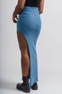 Denim midi skirt blue denim | Lush Fashion Lounge: boutique fashion skirts, affordable boutique skirts, cute affordable skirts