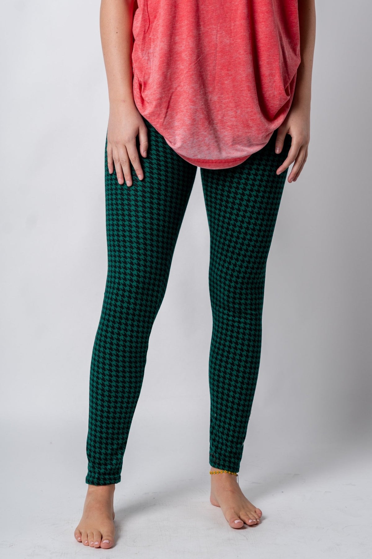 Hounds tooth leggings hunter - Trendy Holiday Apparel at Lush Fashion Lounge Boutique in Oklahoma City