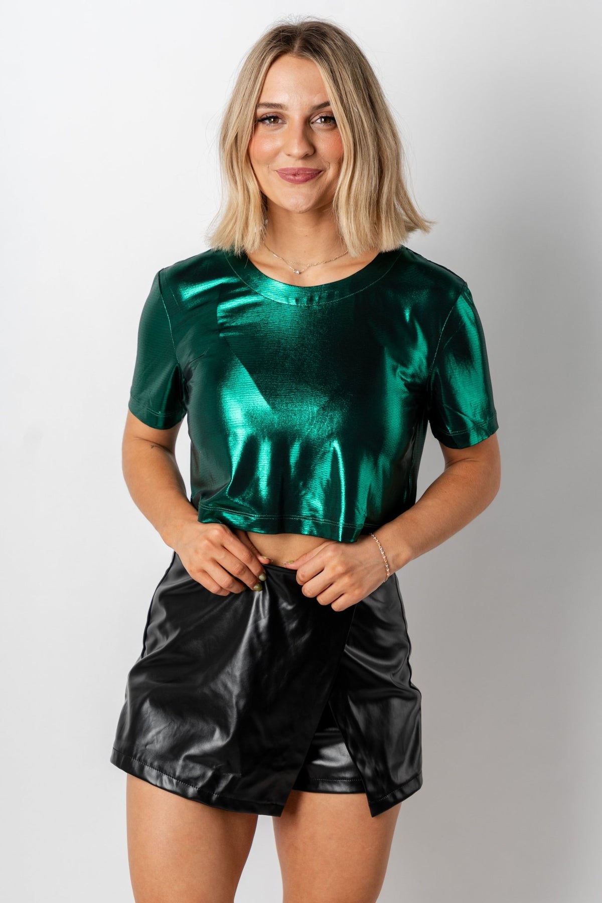 Round neck lurex short sleeve top hunter green - Trendy Holiday Apparel at Lush Fashion Lounge Boutique in Oklahoma City