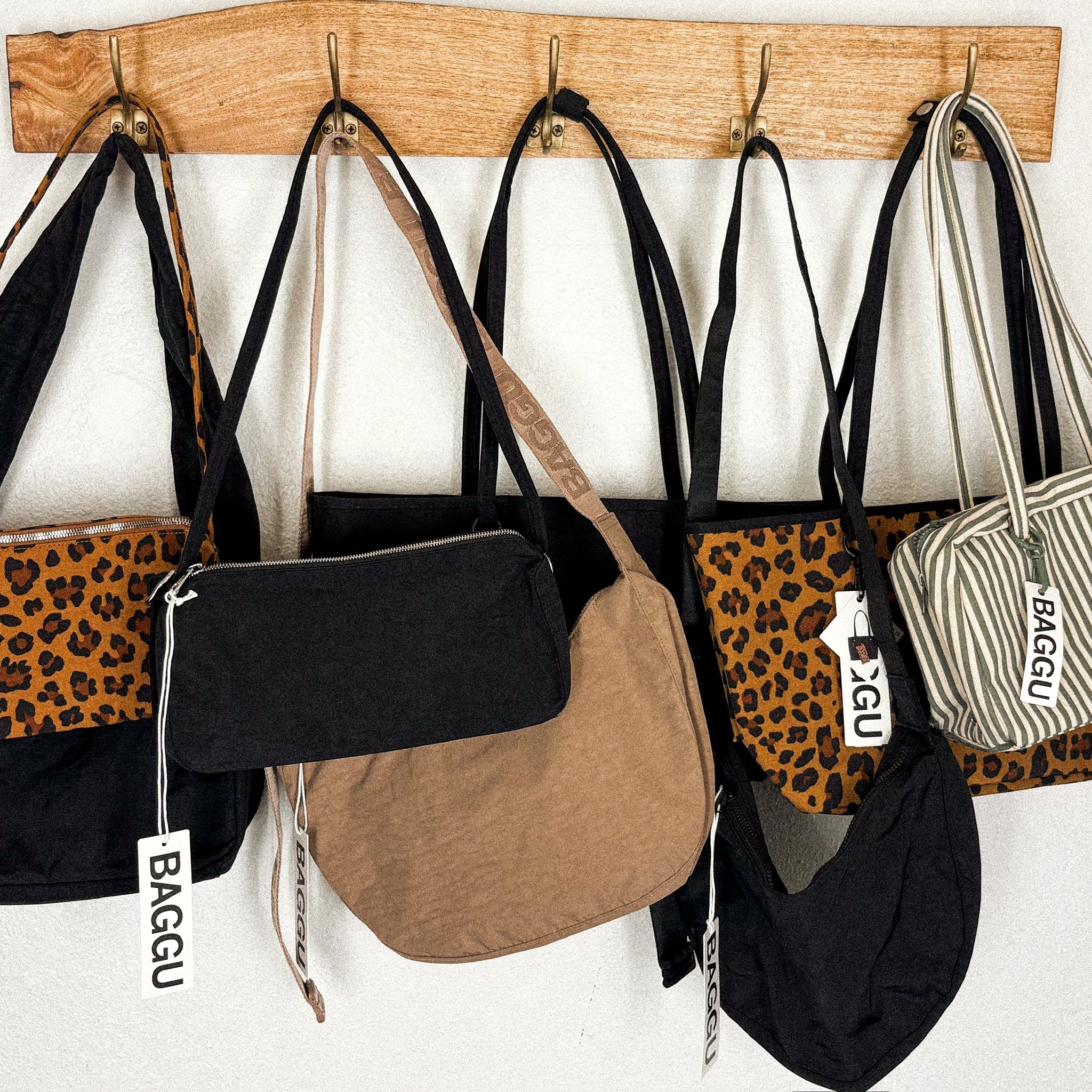 BAGGU bags from Lush Fashion Lounge women's boutique in Oklahoma City. Fashionable eco friendly bags. Cute boutique bags 