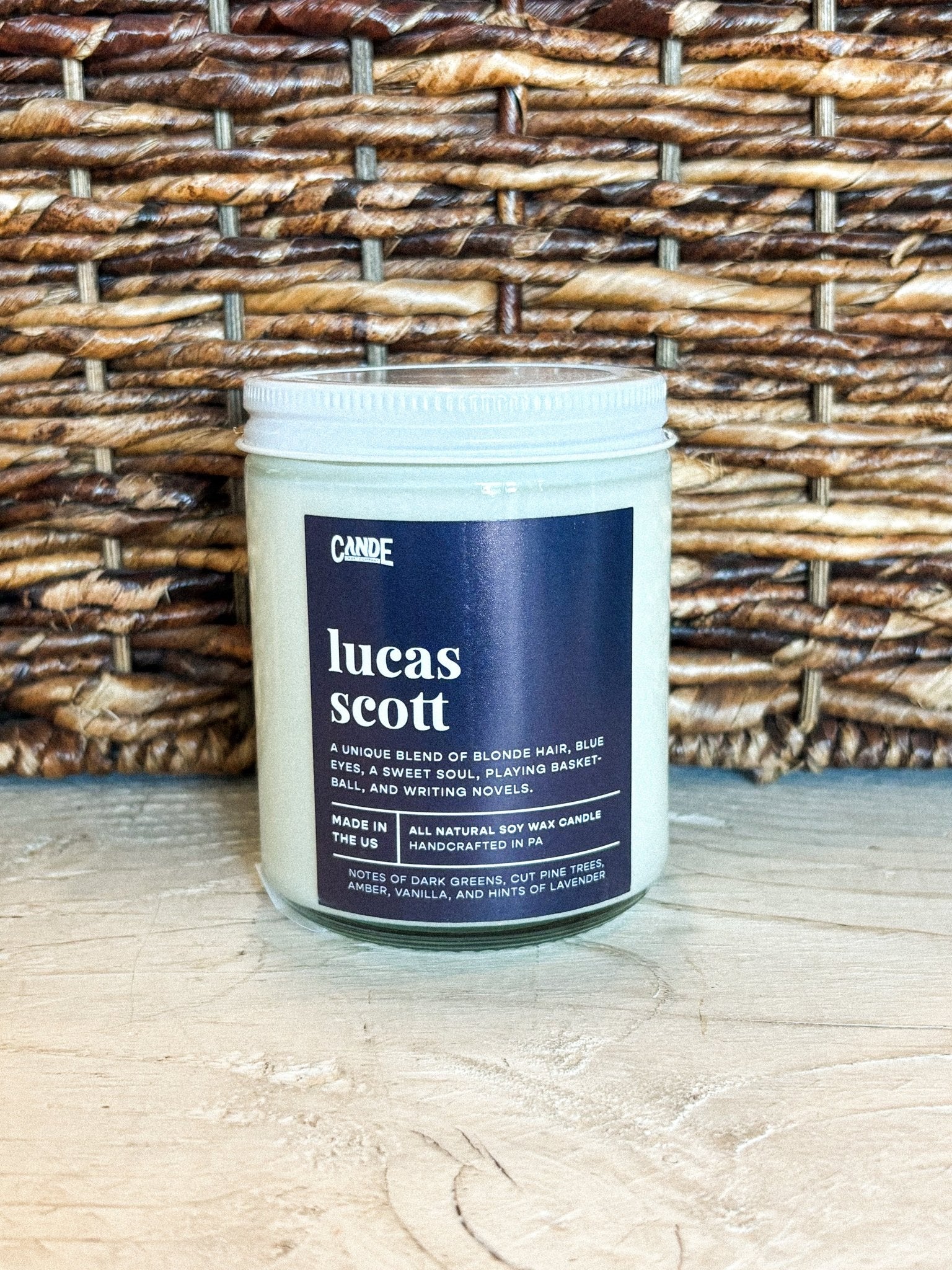 Lucas Scott candle 8 oz
