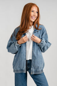 Oversized denim jacket blue – Trendy Jackets | Cute Fashion Blazers at Lush Fashion Lounge Boutique in Oklahoma City