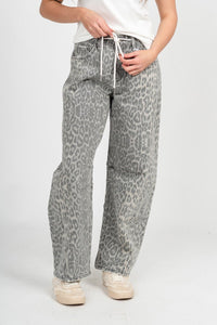 Vervet high rise leopard barrel jeans grey | Lush Fashion Lounge: boutique women's jeans, fashion jeans for women, affordable fashion jeans, cute boutique jeans