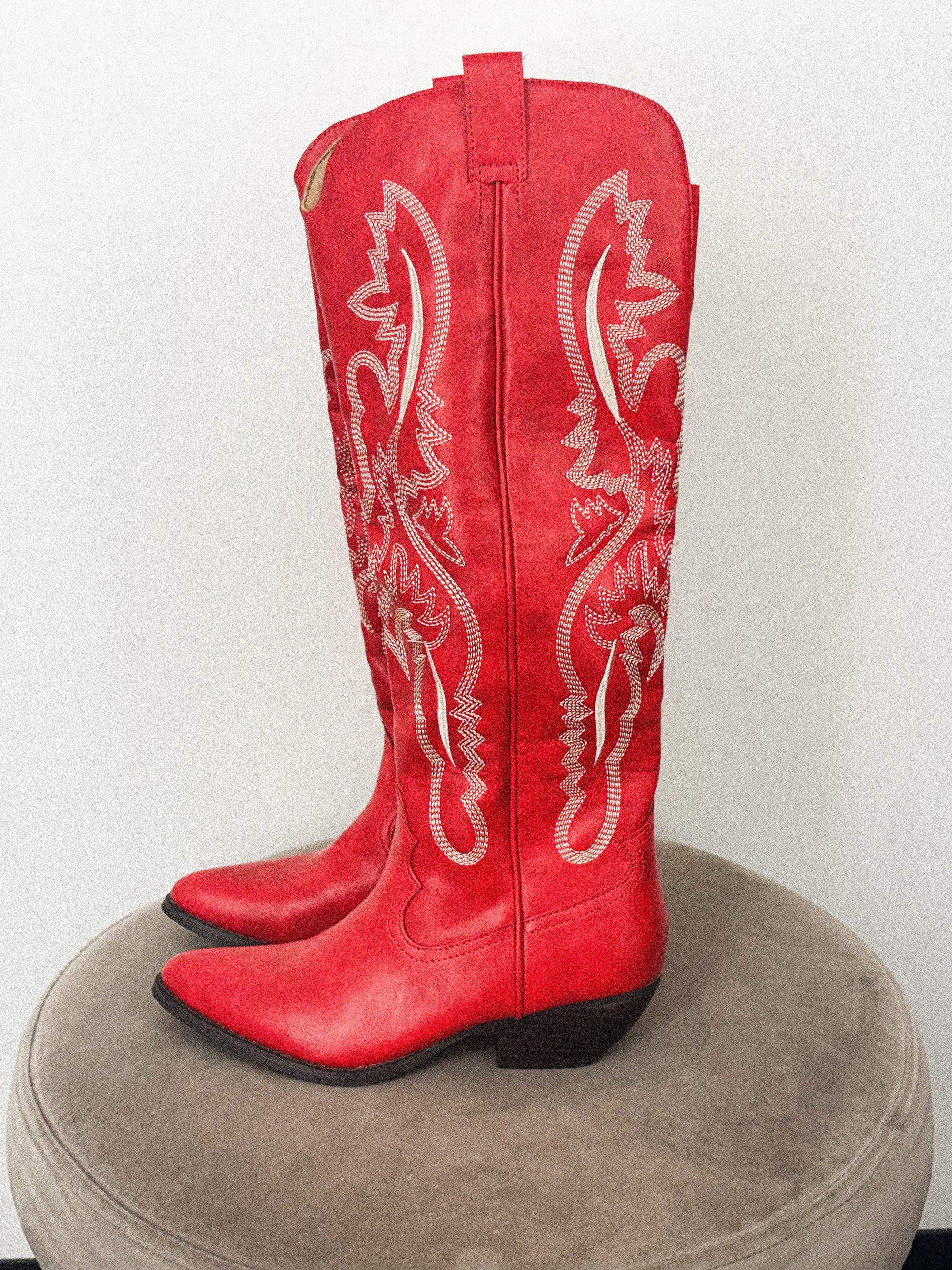 Kevin cowboy boots red