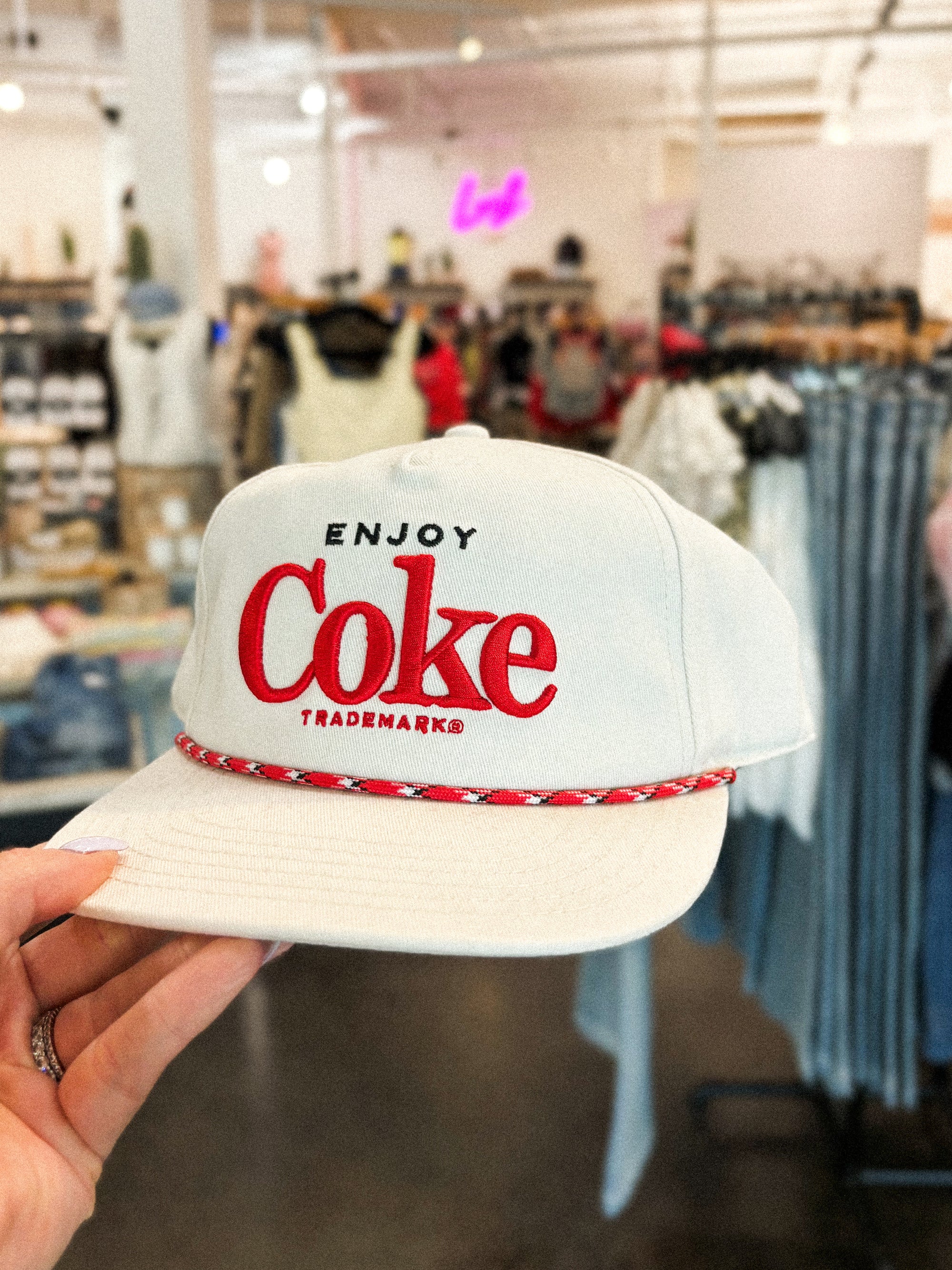 Enjoy Coke hat white