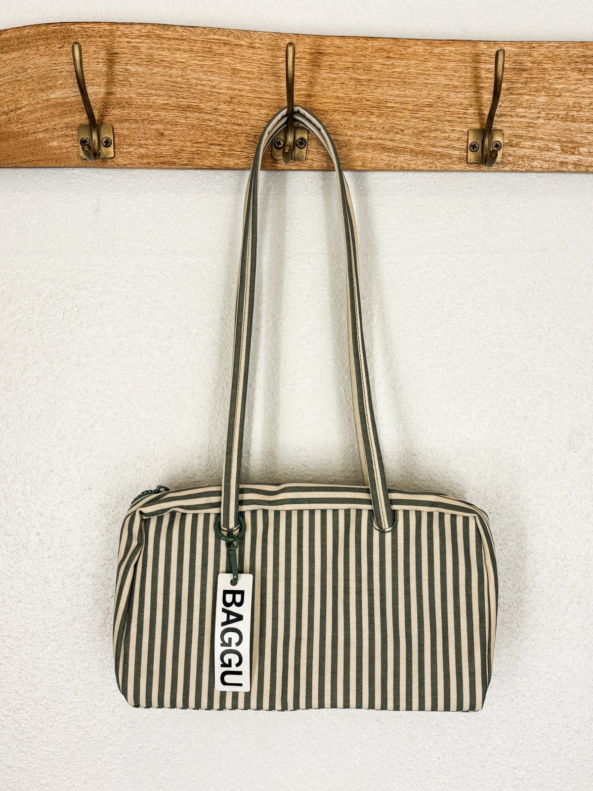 Baggu nylon bowler bag sage stripe - Trendy Bags at Lush Fashion Lounge Boutique in Oklahoma City