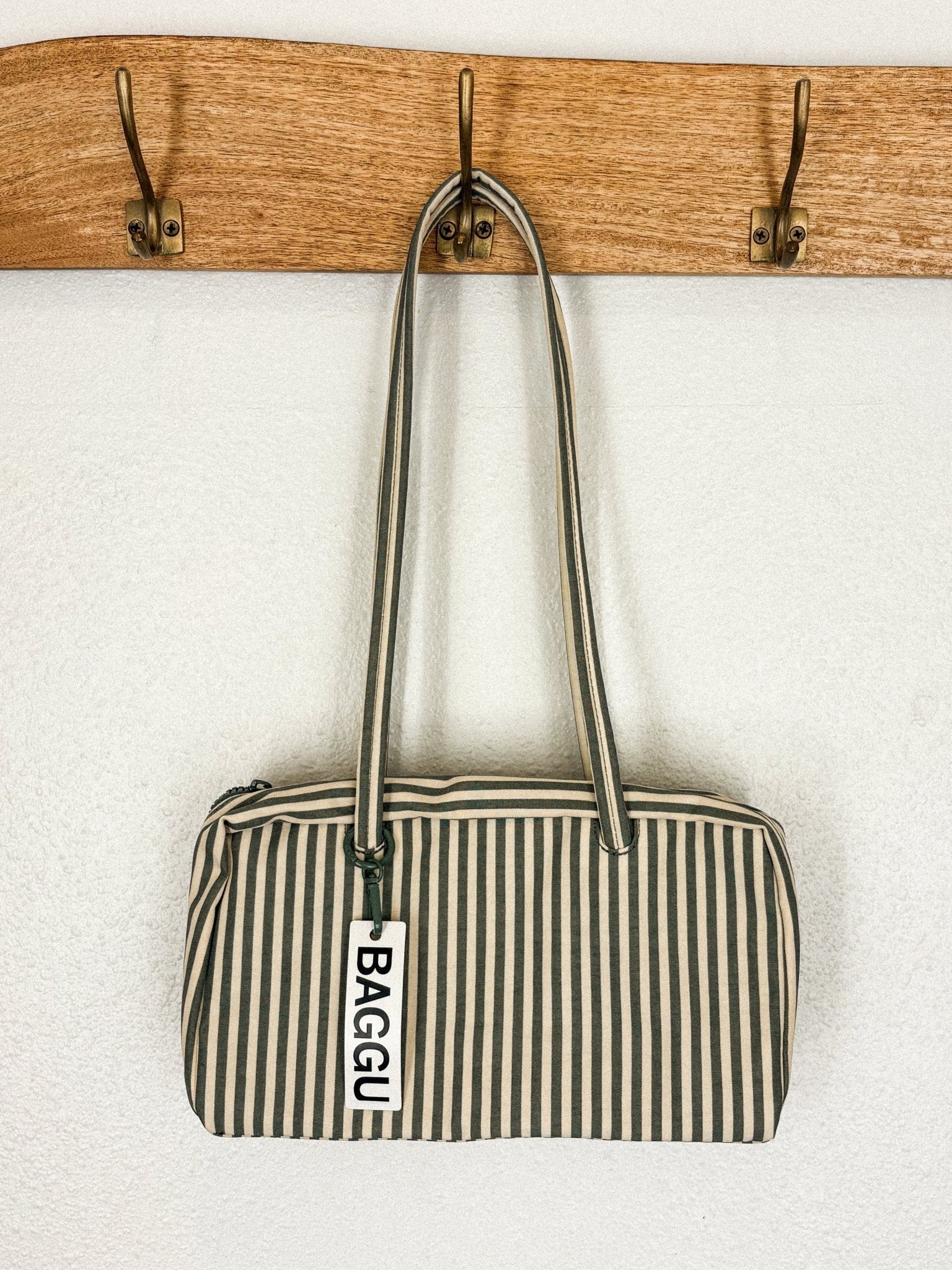 Baggu nylon bowler bag sage stripe - Trendy Bags at Lush Fashion Lounge Boutique in Oklahoma City