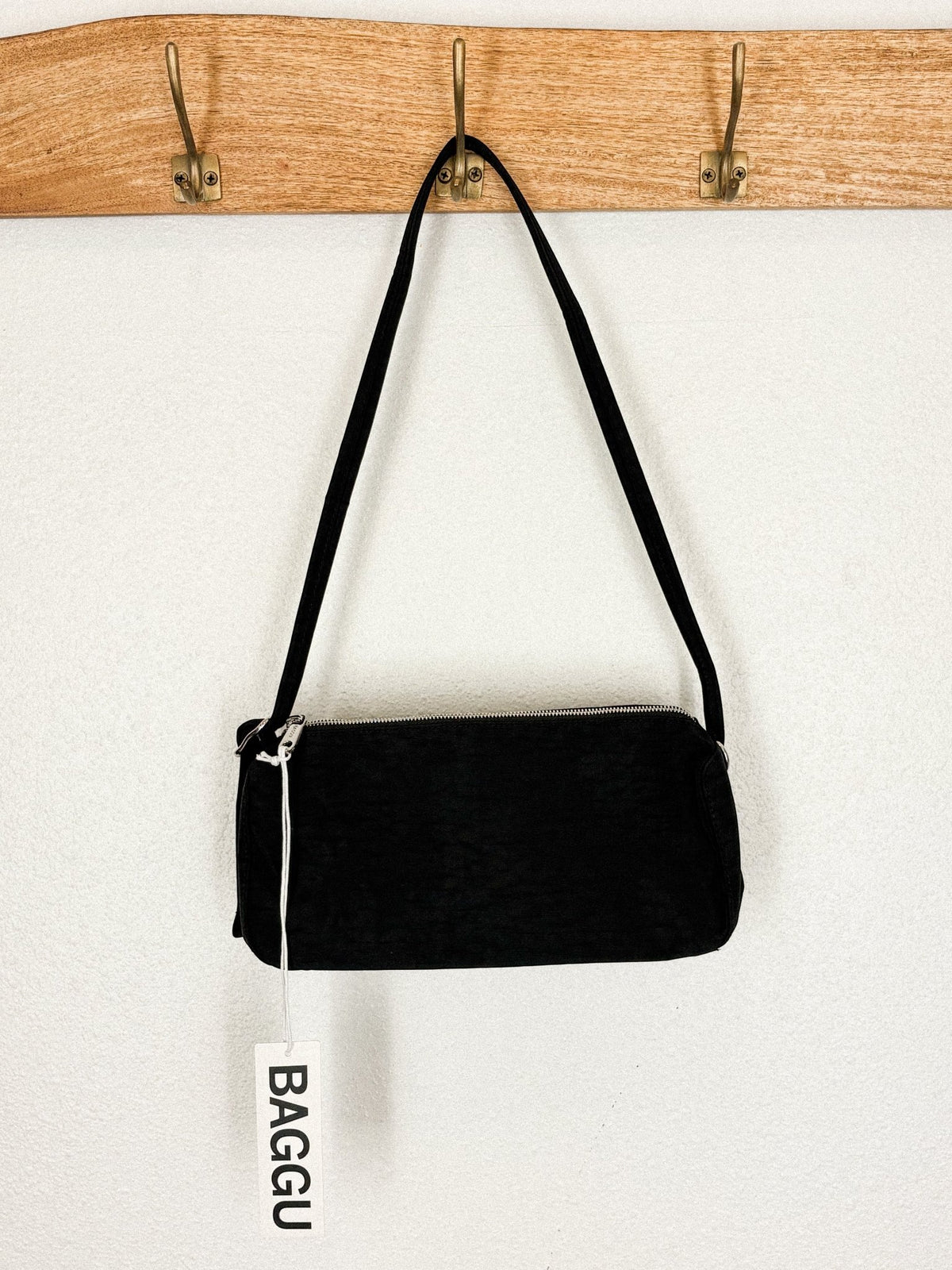 Baggu nylon loaf bag black - Trendy Bags at Lush Fashion Lounge Boutique in Oklahoma City
