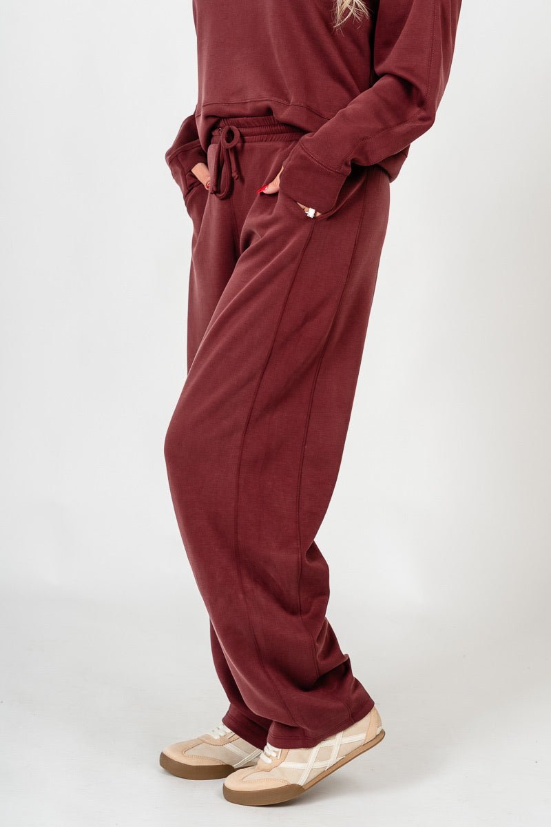Techno barrel pants maroon