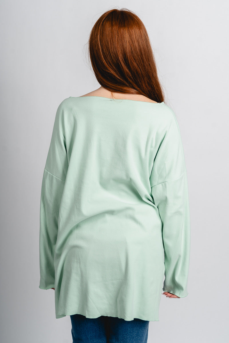 Oversized v-neck long sleeve top light green