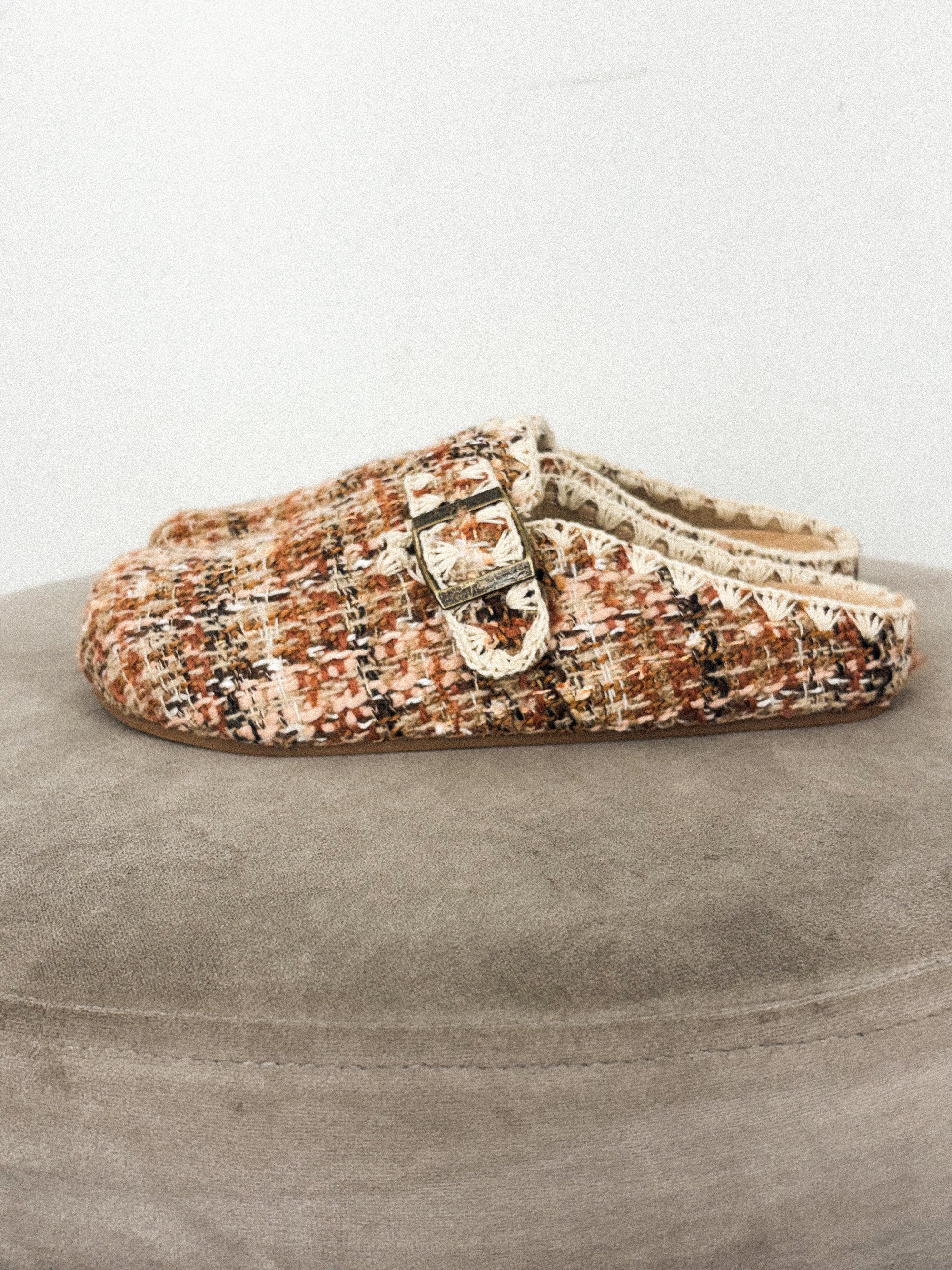 Teri tweed buckle mule chai