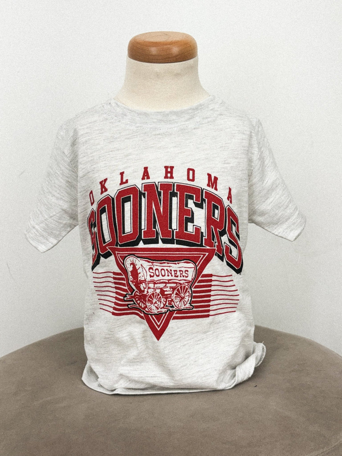 OU KIDS OU schooner triangle t-shirt ash T-shirt | Lush Fashion Lounge Trendy Oklahoma University Sooners Apparel & Cute Gameday T-Shirts