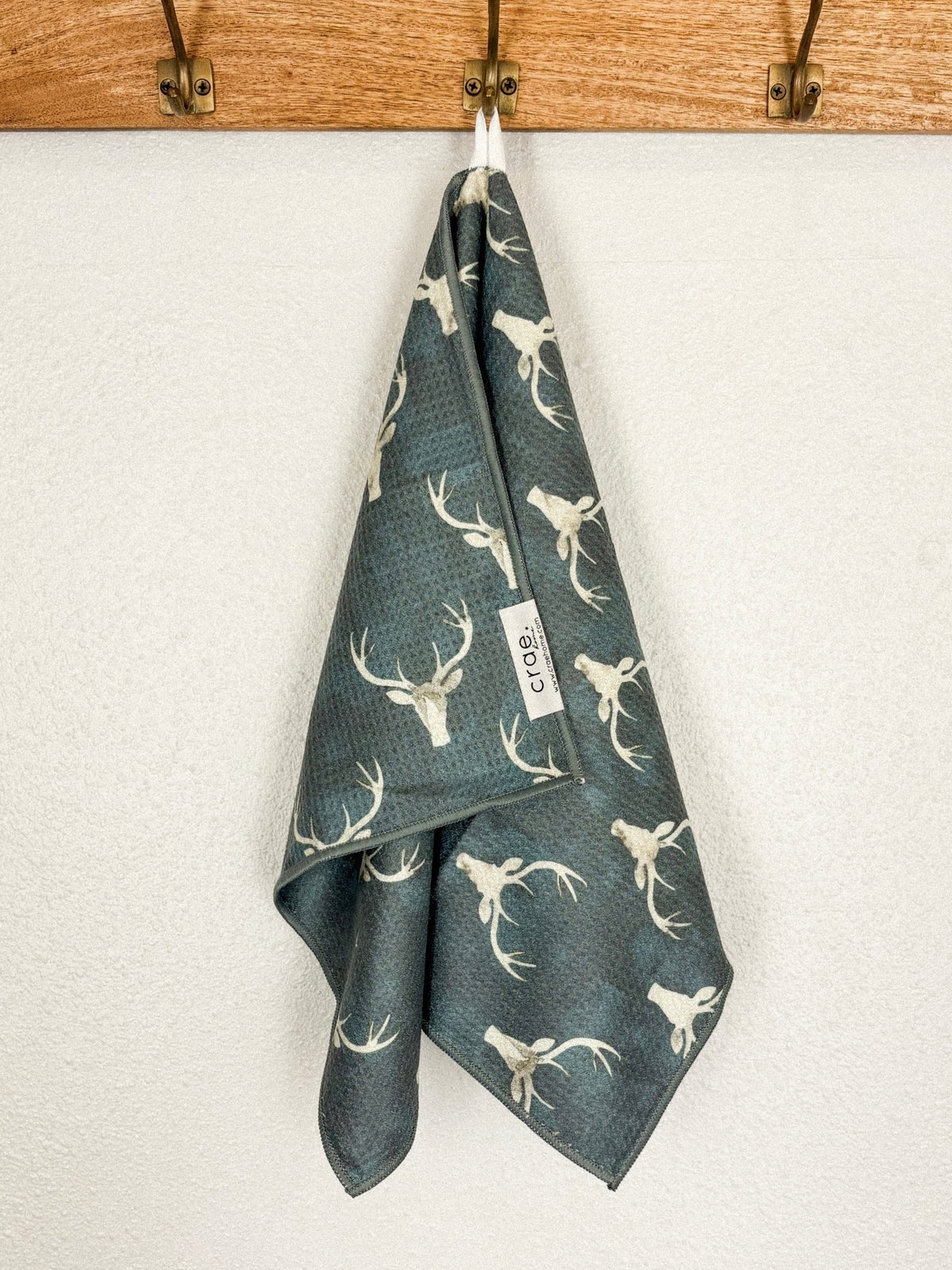 Crae double sided hand towel mount - Trendy Gifts at Lush Fashion Lounge Boutique in Oklahoma City