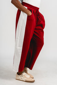 Scuba barrel sweatpants crimson/white | Lush Fashion Lounge: women's boutique pants, boutique women's pants, affordable boutique pants, women's fashion pants