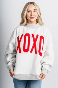 XOXO mock neck sweatshirt grey - Trendy T-Shirts for Valentine's Day at Lush Fashion Lounge Boutique in Oklahoma City