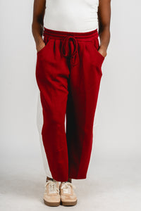 Scuba barrel sweatpants crimson/white | Lush Fashion Lounge: women's boutique pants, boutique women's pants, affordable boutique pants, women's fashion pants