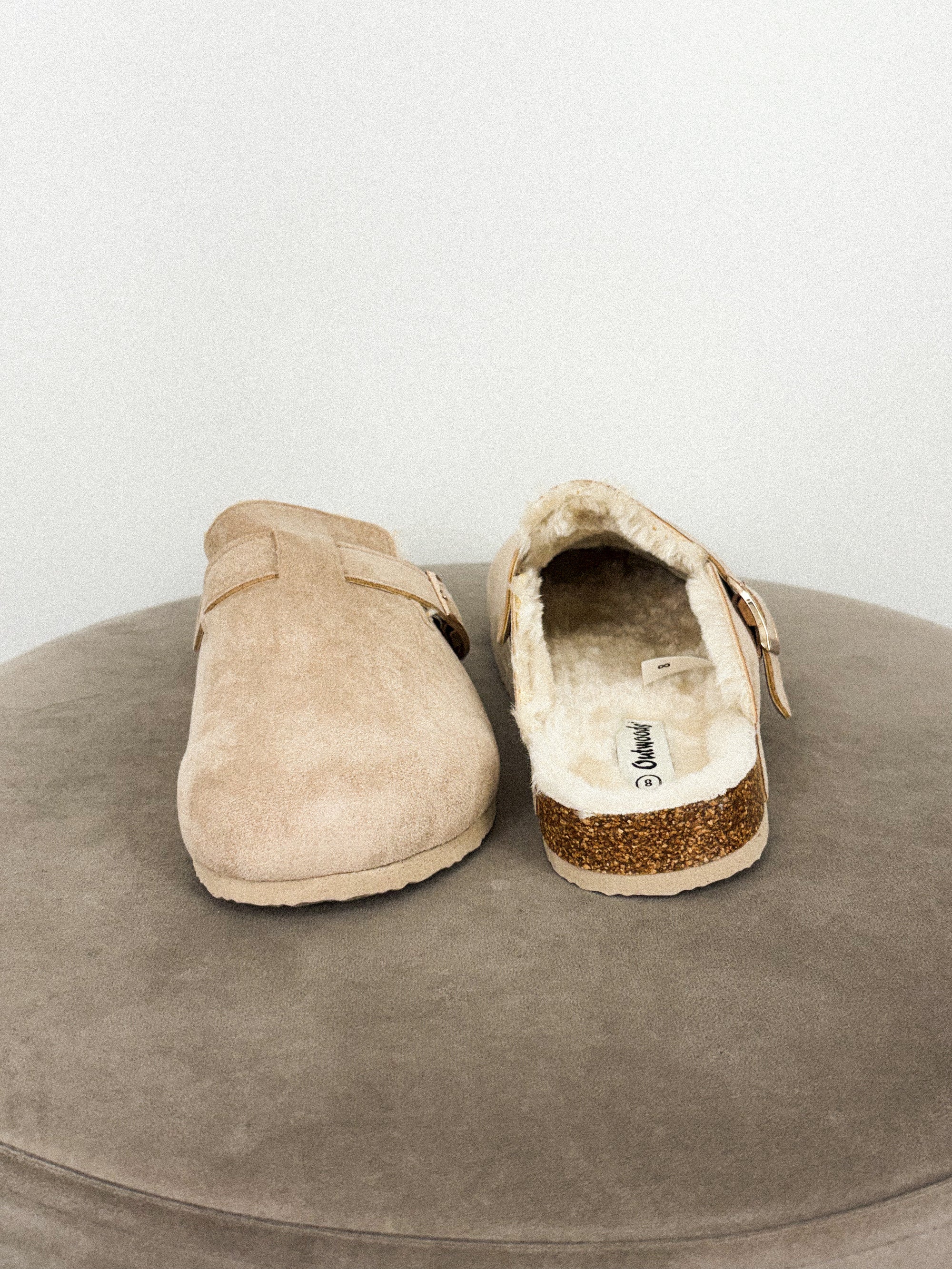 Cozy fur lined mule sand