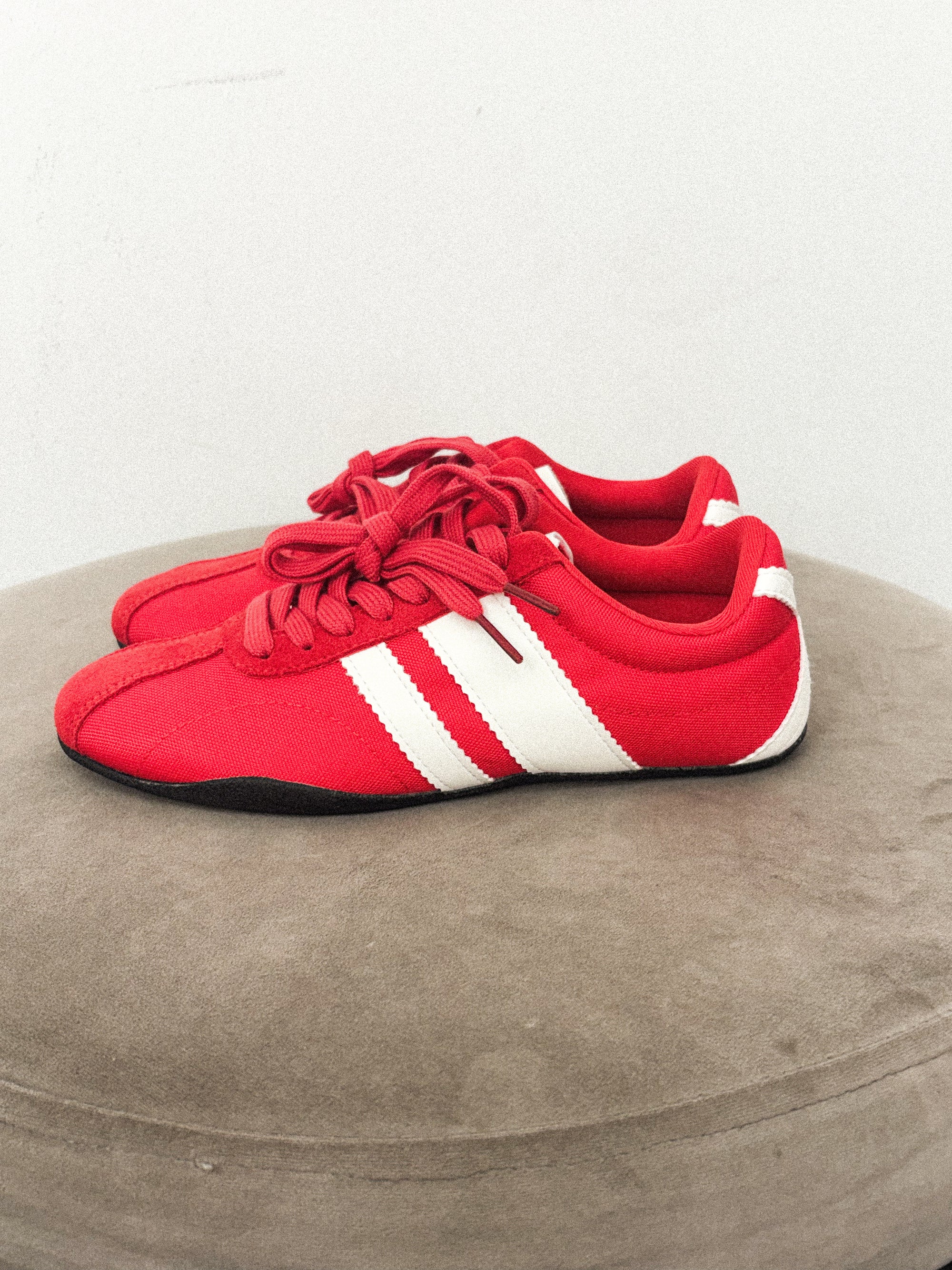 Target lace up sneaker red/white - Trendy sneakers - Fashion Shoes at Lush Fashion Lounge Boutique in Oklahoma City