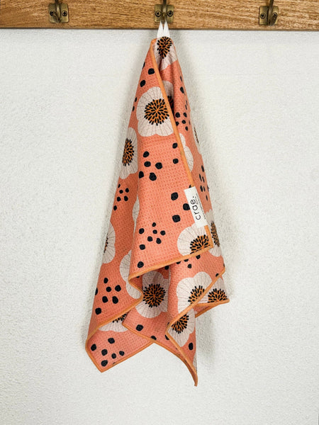 Crae double sided hand towel freckles - Lush Fashion Lounge