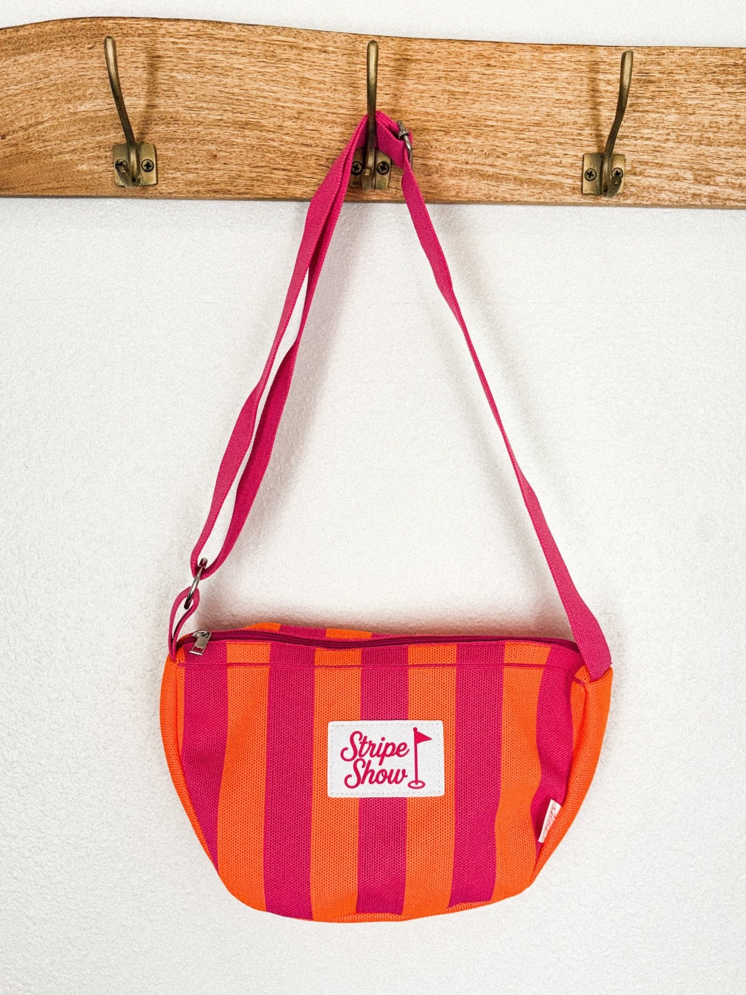 Stripe show striped crossbody bag pink/orange - Trendy Bags at Lush Fashion Lounge Boutique in Oklahoma City