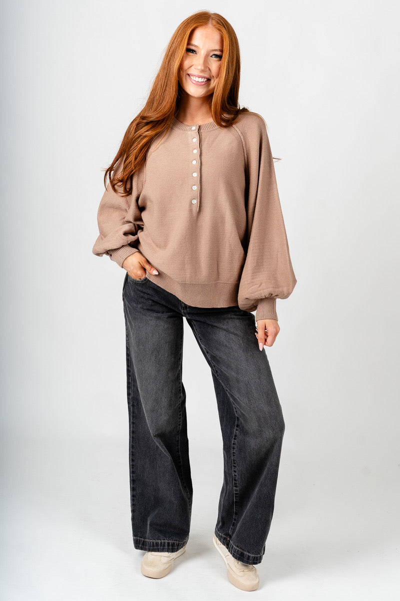 Henley sweater taupe
