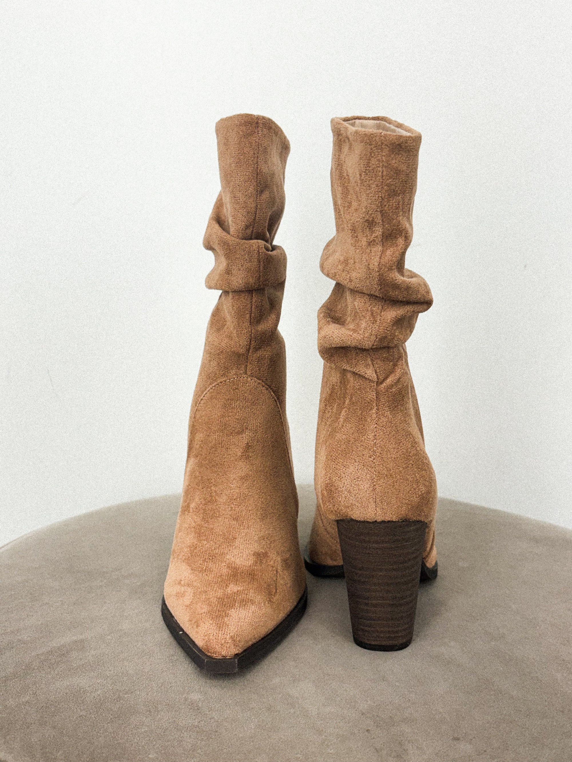 Letty suede slouch bootie latte