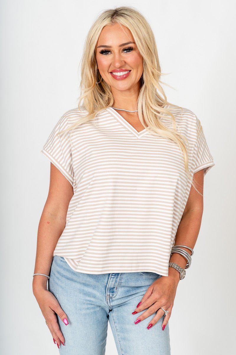 Boxy striped short sleeve top beige/white