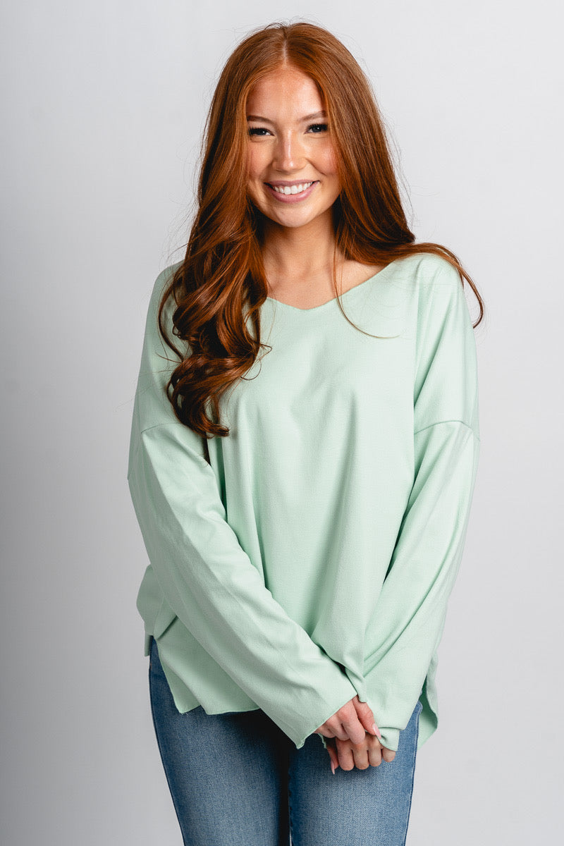 Oversized v-neck long sleeve top light green