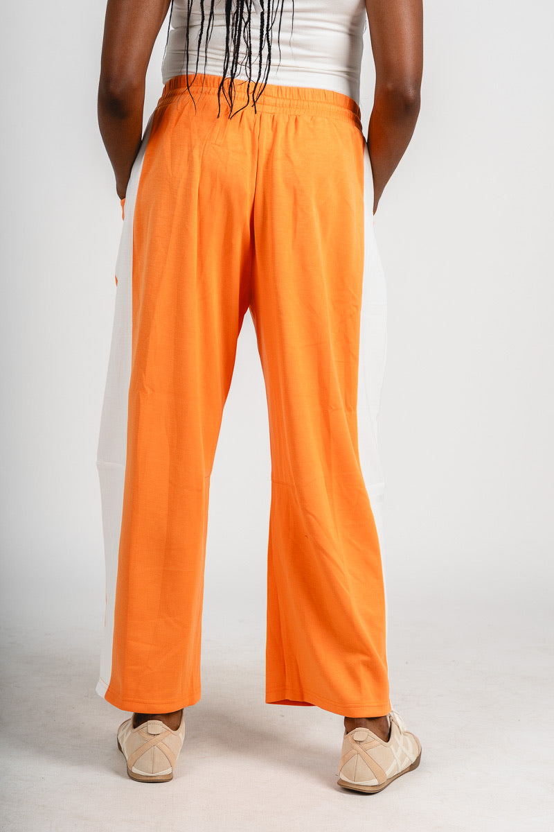 Scuba barrel sweatpants orange/white | Lush Fashion Lounge: women's boutique pants, boutique women's pants, affordable boutique pants, women's fashion pants
