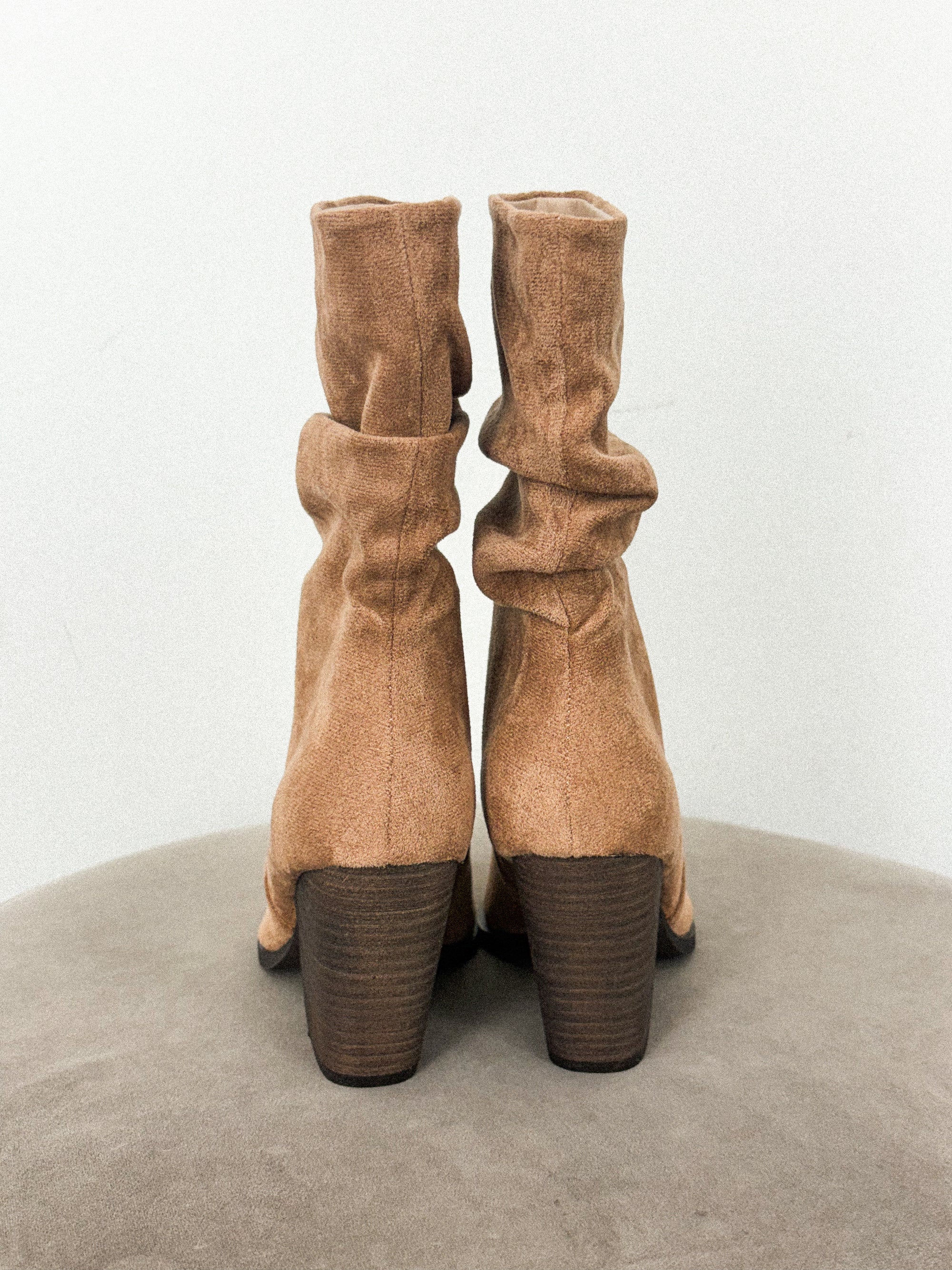 Letty suede slouch bootie latte