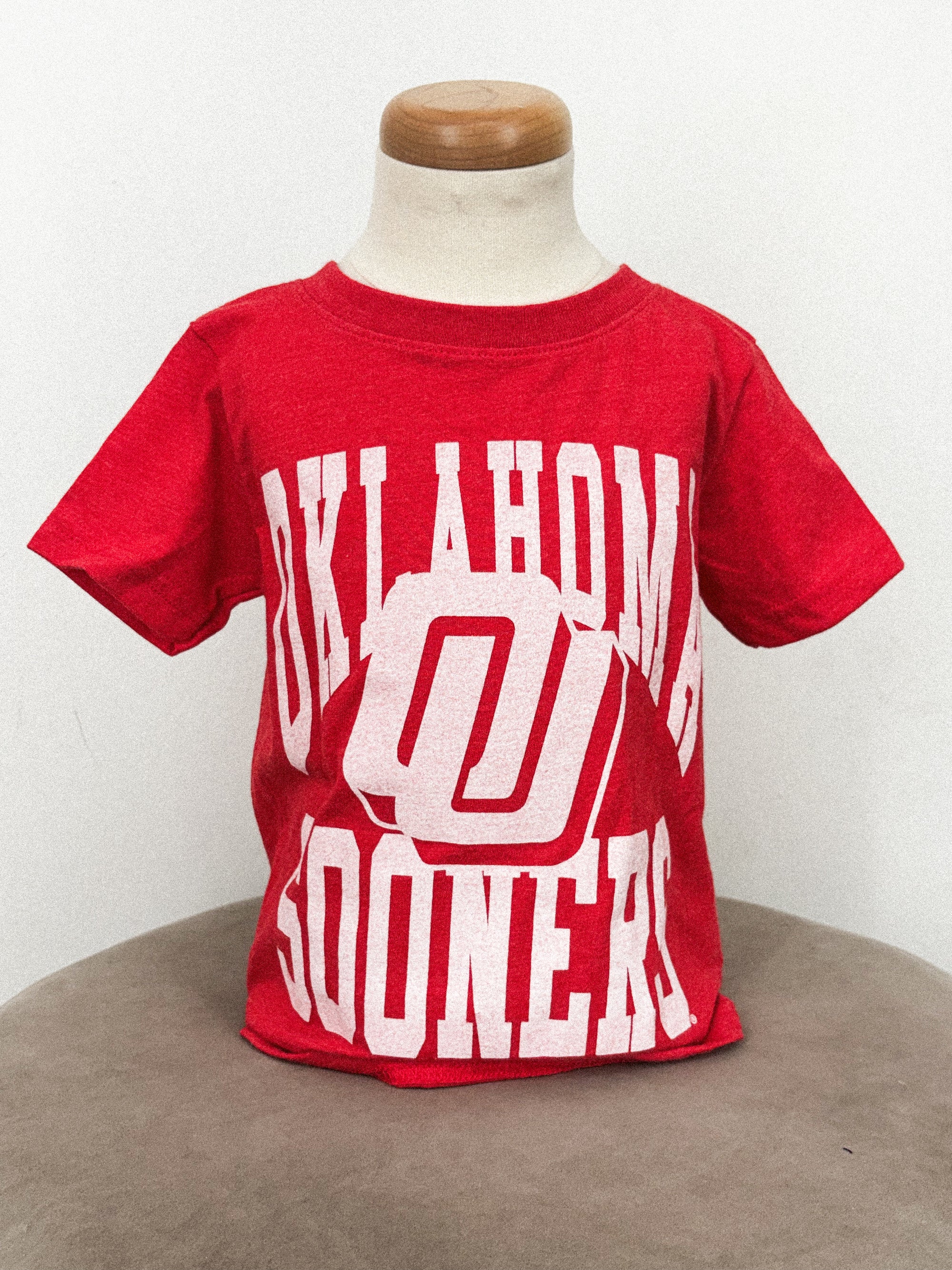 OU KIDS OU Sooners logo center t-shirt red T-shirt | Lush Fashion Lounge Trendy Oklahoma University Sooners Apparel & Cute Gameday T-Shirts