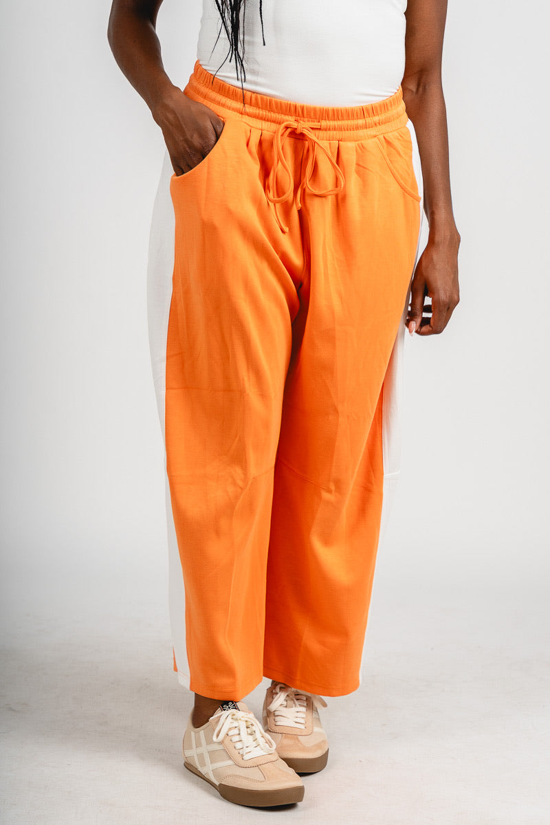 Scuba barrel sweatpants orange/white | Lush Fashion Lounge: women's boutique pants, boutique women's pants, affordable boutique pants, women's fashion pants