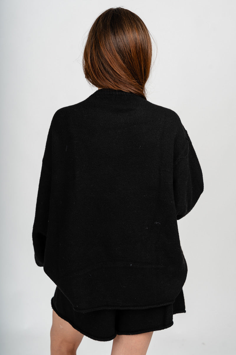 Boxy oversized sweater black