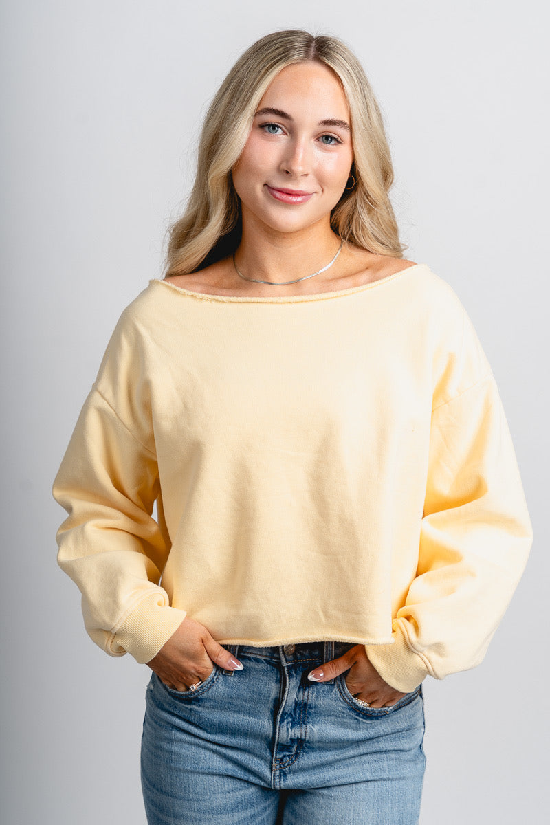 Off shoulder sweatshirt butter yellow