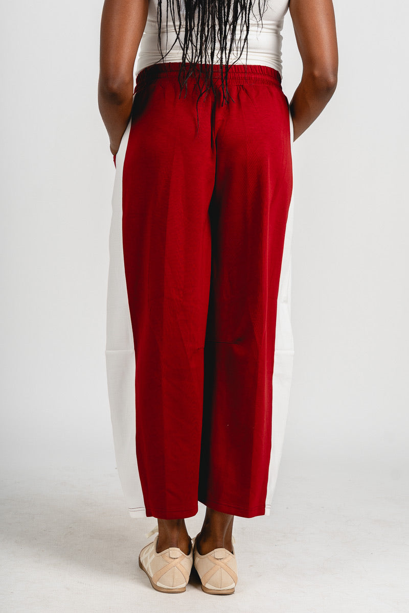 Scuba barrel sweatpants crimson/white | Lush Fashion Lounge: women's boutique pants, boutique women's pants, affordable boutique pants, women's fashion pants