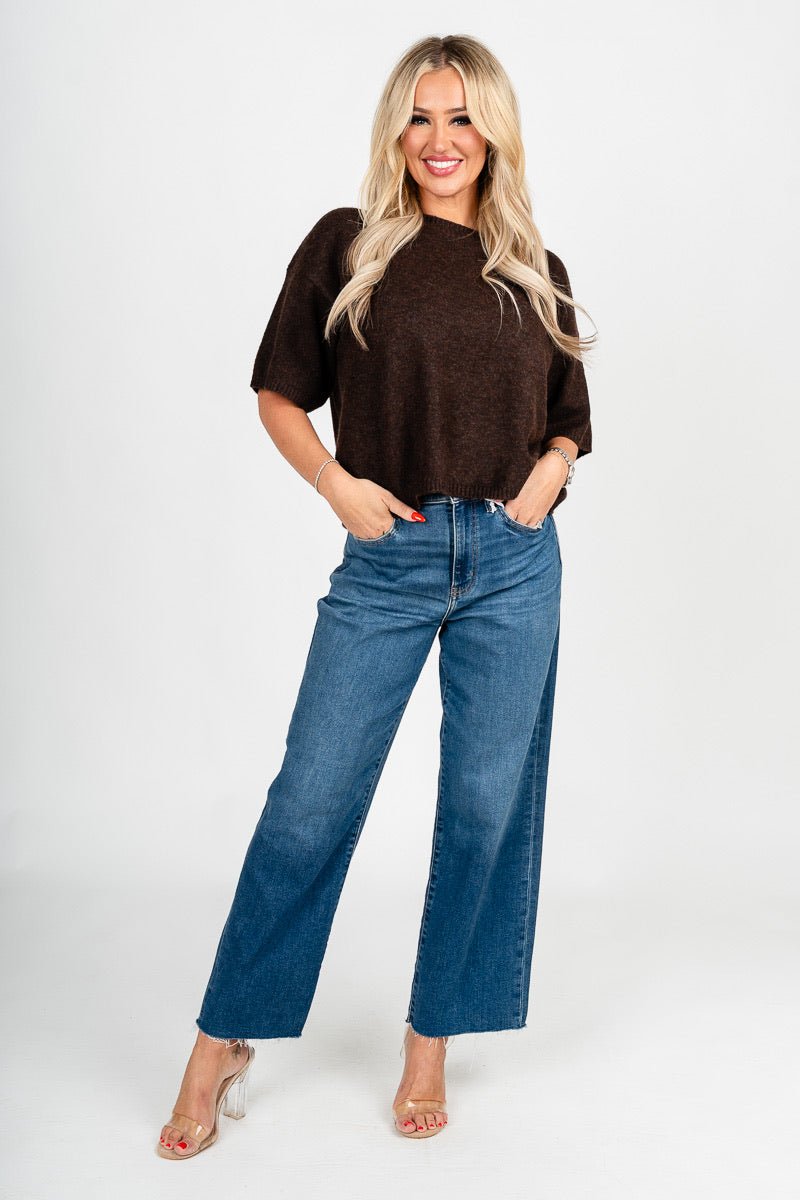 Short sleeve sweater brown - Trendy Sweaters | Cute Pullover Sweaters at Lush Fashion Lounge Boutique in Oklahoma City