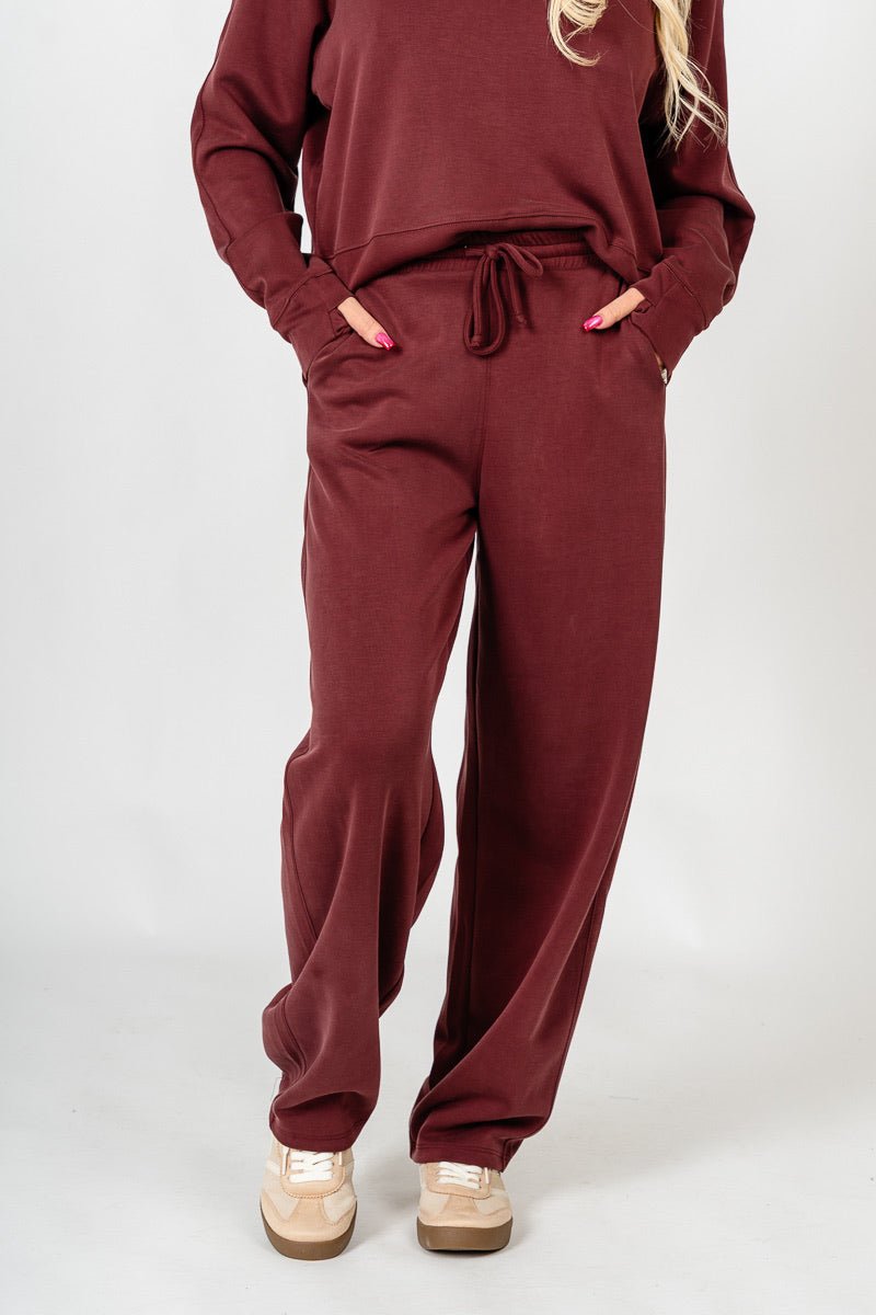 Techno barrel pants maroon