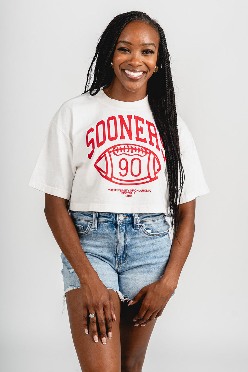 OU OU Sooners campus classic crop t-shirt off white T-shirt | Lush Fashion Lounge Trendy Oklahoma University Sooners Apparel & Cute Gameday T-Shirts