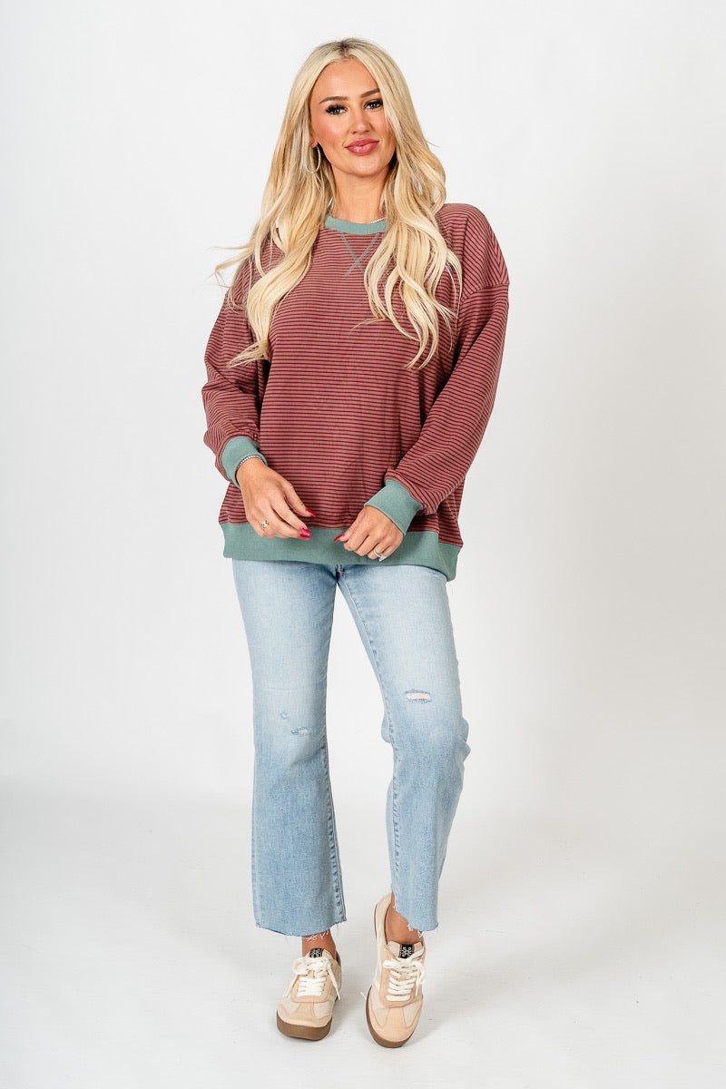Crew neck striped sweatshirt taupe/red