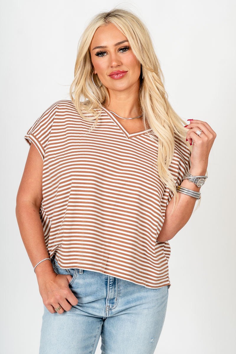 Boxy striped short sleeve top toffee/white