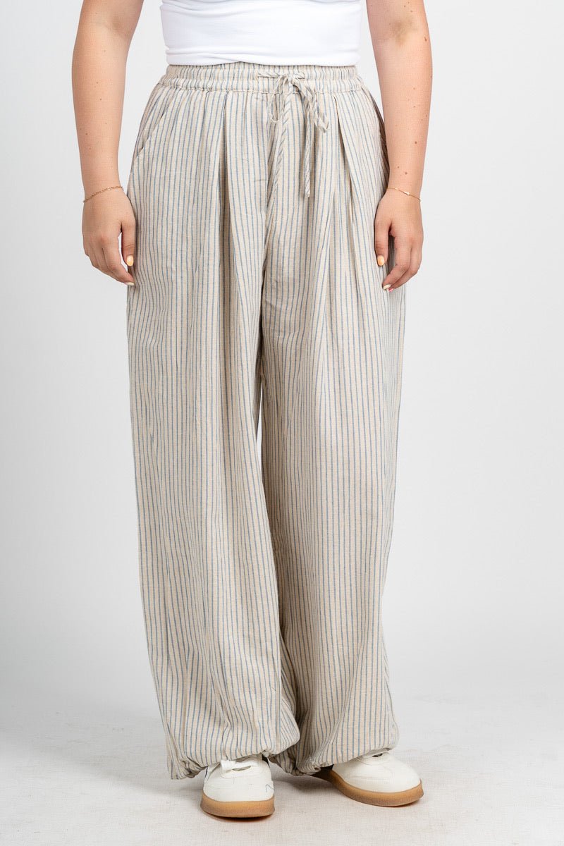 Striped balloon pants ecru/light blue | Lush Fashion Lounge: women's boutique pants, boutique women's pants, affordable boutique pants, women's fashion pants
