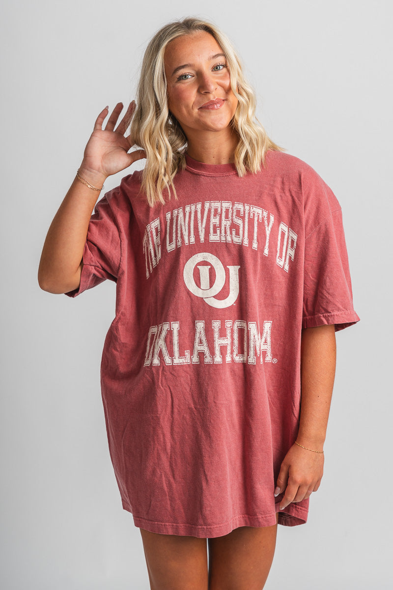 OU OU Sooners vintage sport oversized t-shirt crimson T-shirt Crimson | Lush Fashion Lounge Trendy Oklahoma University Sooners Apparel & Cute Gameday T-Shirts