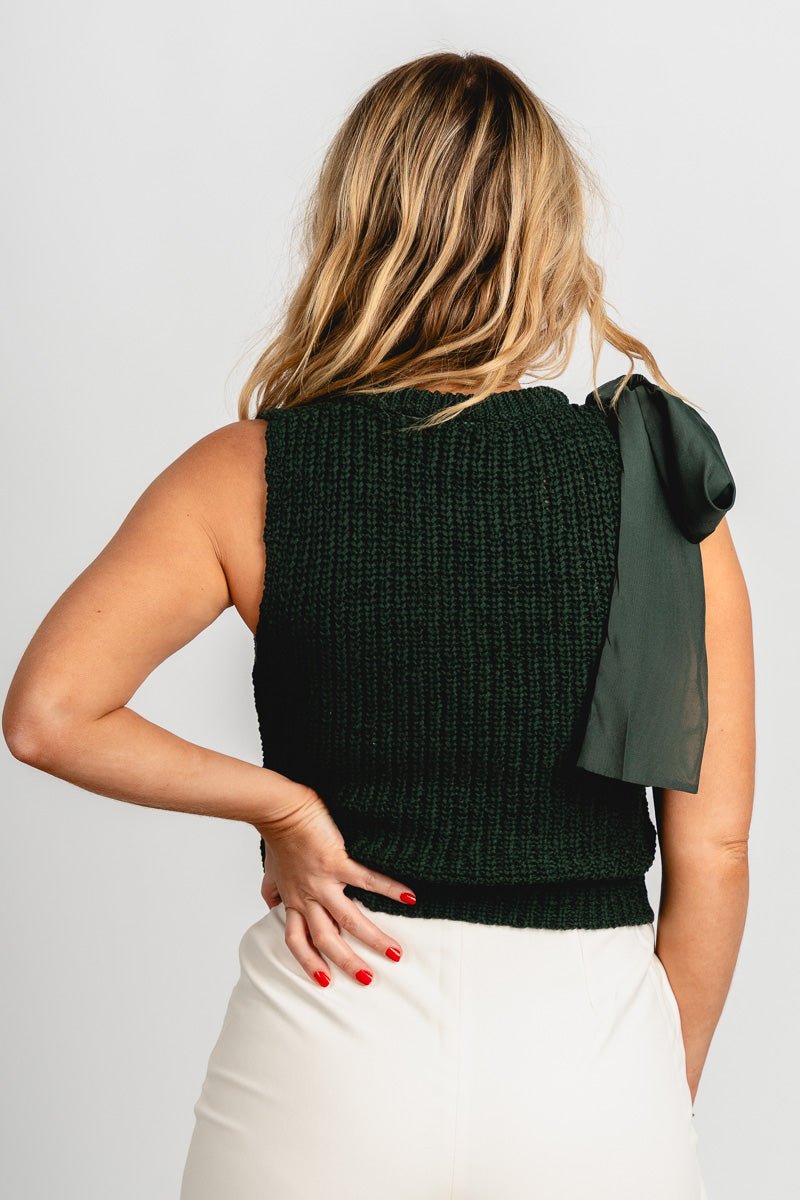 Tie shoulder sleeveless sweater green