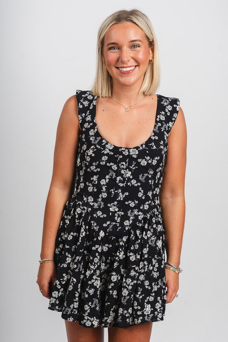 Floral sleeveless romper black - Cute romper - Trendy Rompers and Pantsuits at Lush Fashion Lounge Boutique in Oklahoma City