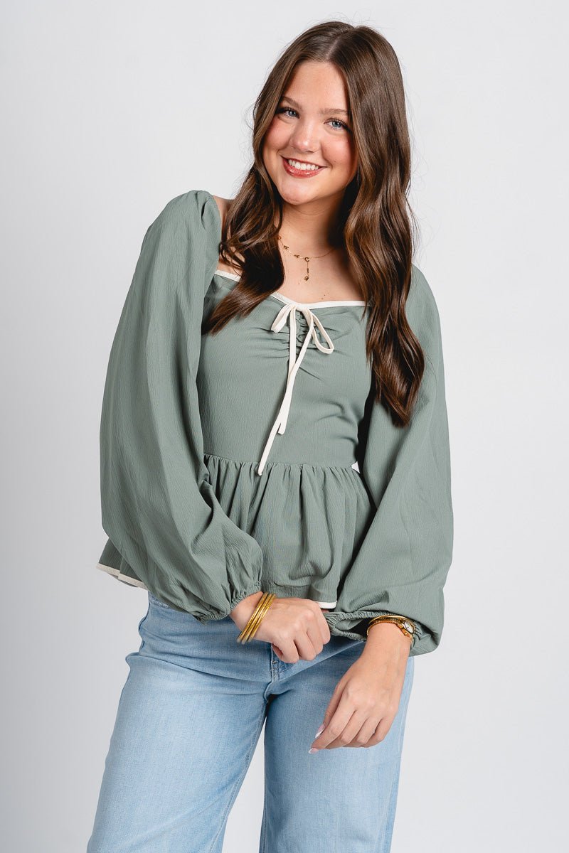 Long sleeve peplum top green