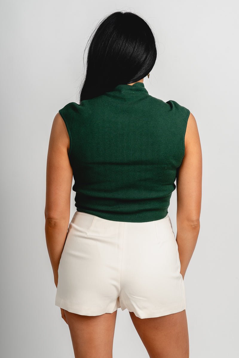 High neck sleeveless sweater green