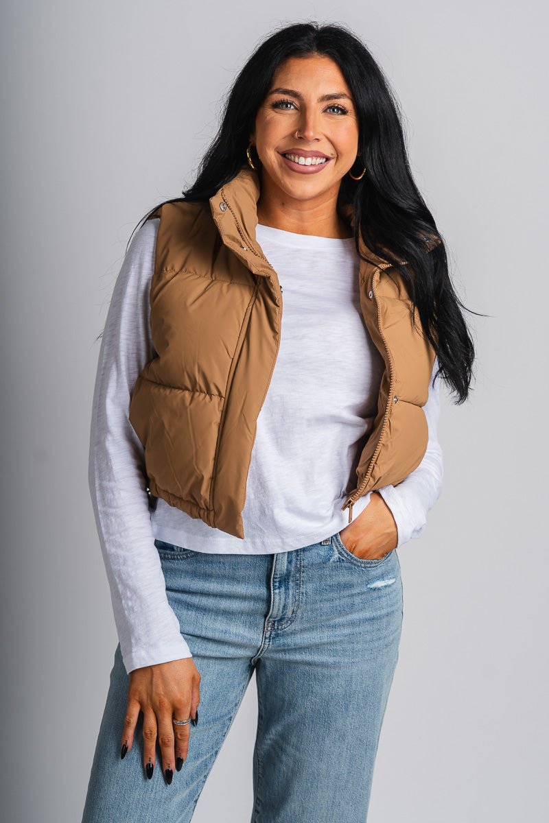 Crop puffer vest camel