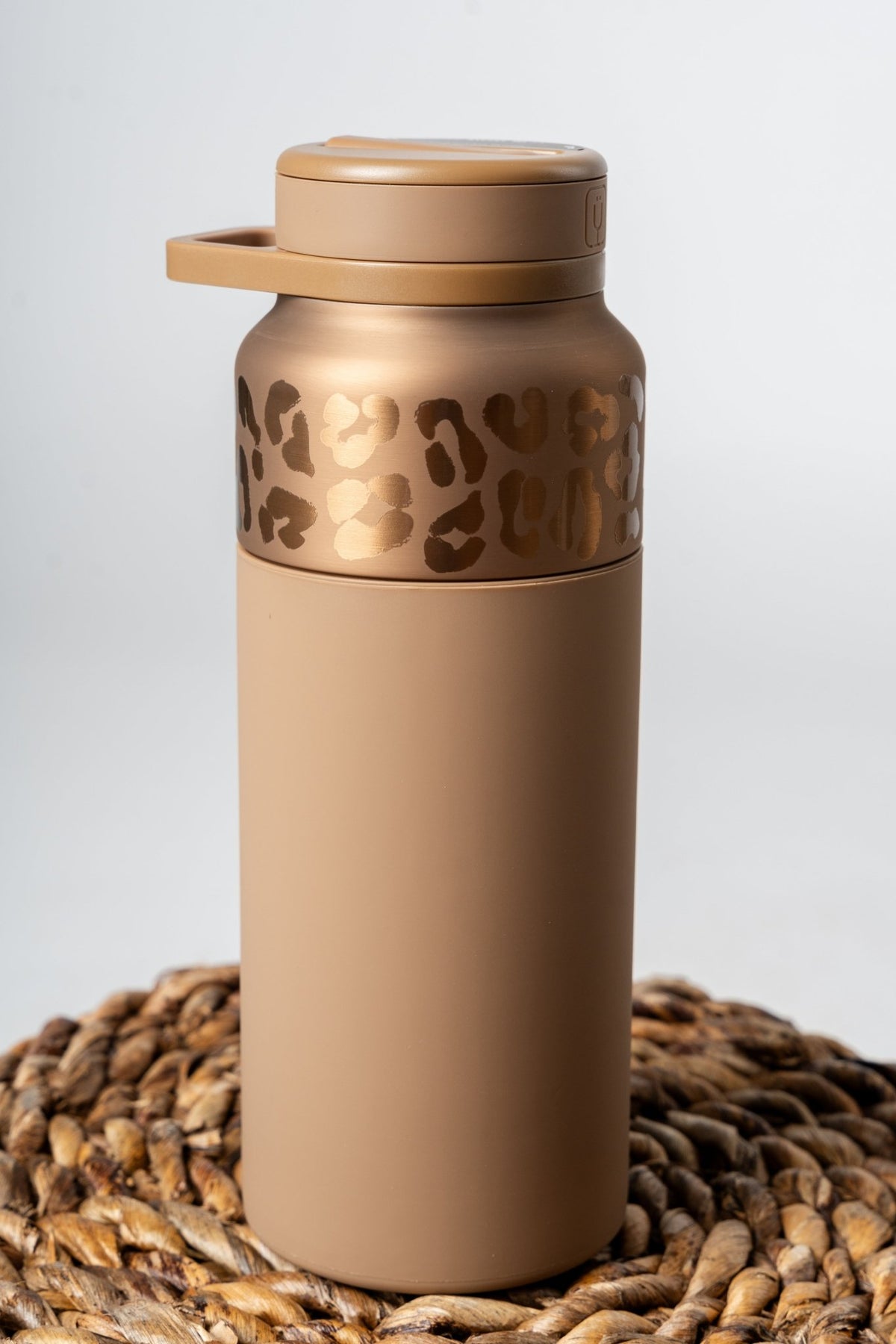 Brumate Rotera 35oz water bottle gold leopard - BruMate Drinkware, Tumblers and Insulated Can Coolers at Lush Fashion Lounge Trendy Boutique in Oklahoma City